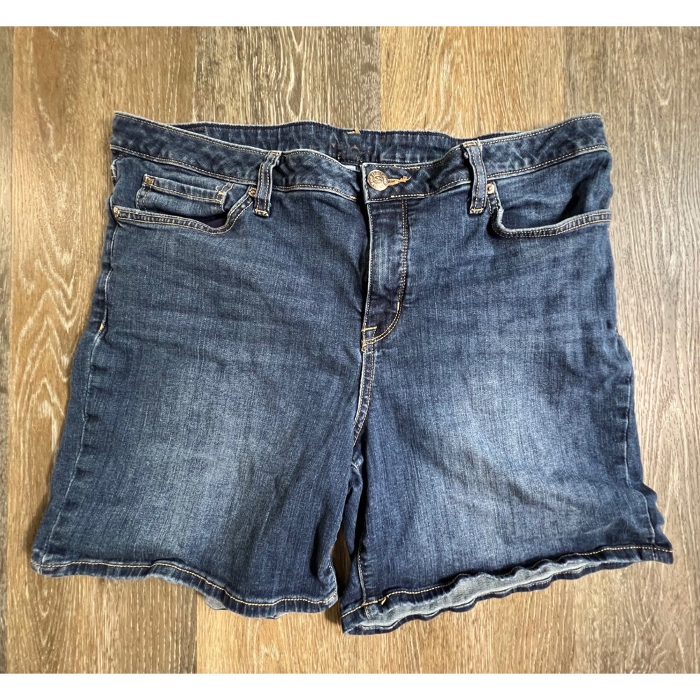 Seven7 Denim Shorts Women 16 Blue Dark Wash Stretch Mid Rise Casual 5-Pocket